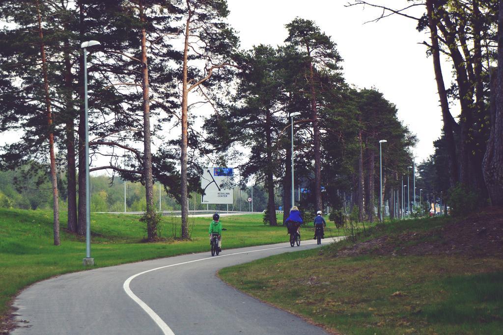 Saare Automatic Hostel Pärnu Extérieur photo